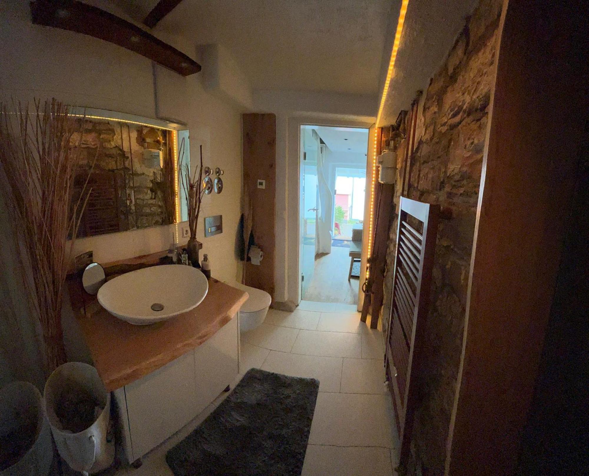 Freudi'S Berghuette Appartement Neuhausen auf den Fildern Buitenkant foto