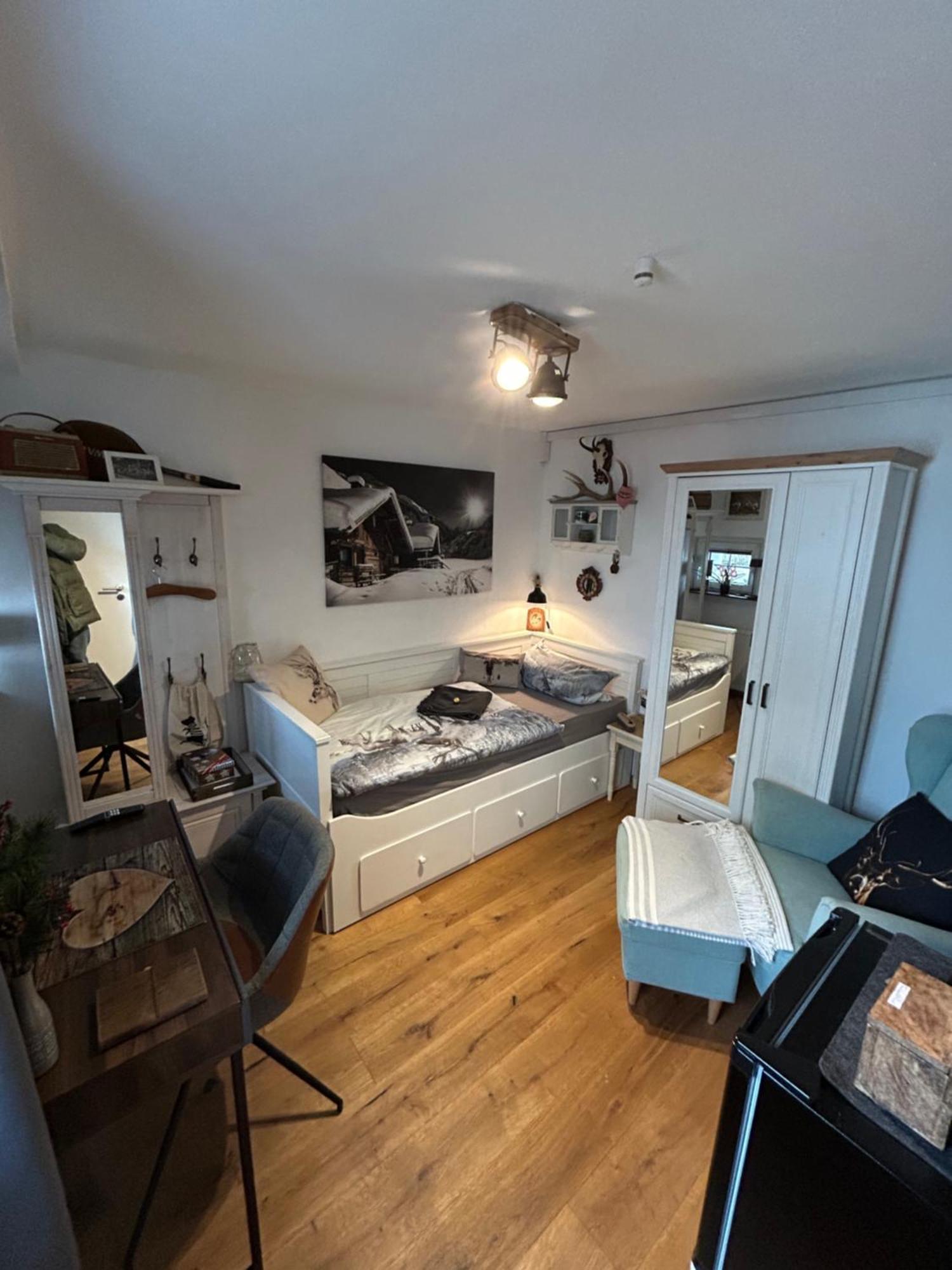 Freudi'S Berghuette Appartement Neuhausen auf den Fildern Buitenkant foto